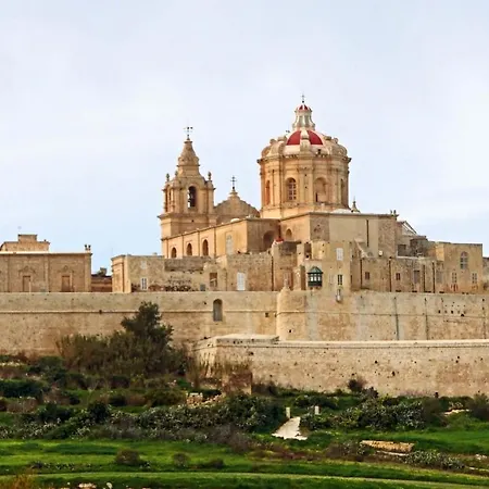 Seaside Bliss - 3br Apartment Sliema
