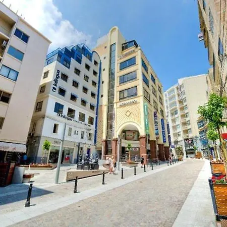 Seaside Bliss - 3br Sliema