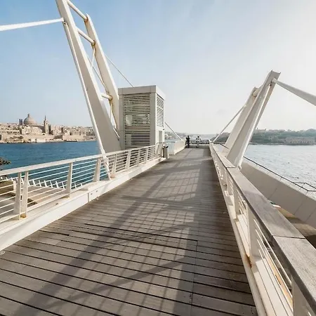 Seaside Bliss - 3br Apartment Sliema