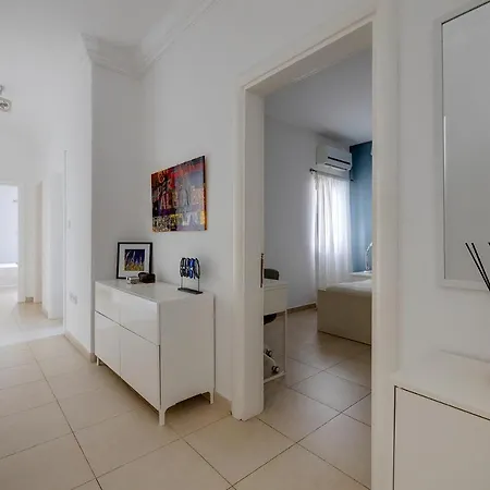 Seaside Bliss - 3br