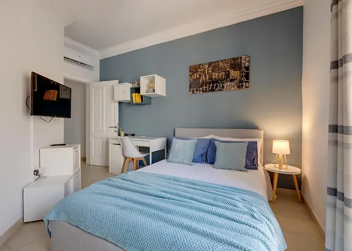 Seaside Bliss - 3br * Sliema